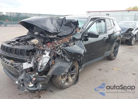 2020 Jeep Compass Altitude 4X4 from USA, damaged, VIN 3C4NJDBB5LT112261